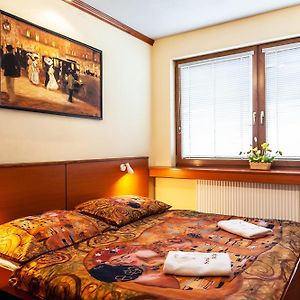 Apartament z 2 sypialniami z łóżkiem king-size